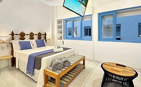 Facing The Sea Ac Basilica Embare Bars&Restaurants